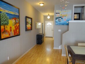 964 Belmont Ter, Unit 5 in Sunnyvale, CA - Foto de edificio - Building Photo