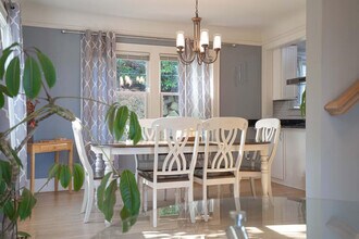 1514 Bigelow Ave N in Seattle, WA - Foto de edificio - Building Photo