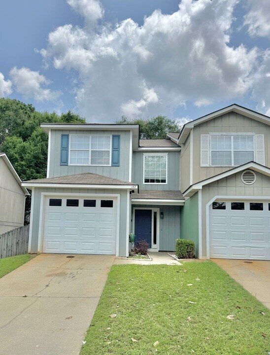 142 Commons Dr in Enterprise, AL - Building Photo