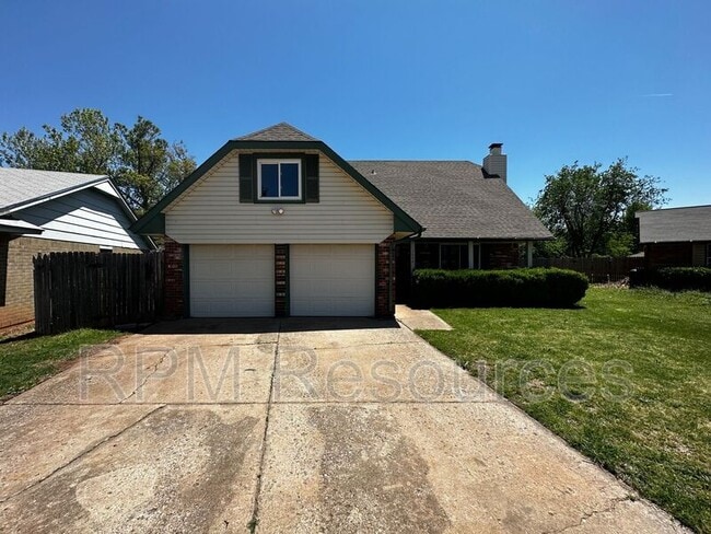 1000 Juno Cir in Edmond, OK - Building Photo - Building Photo