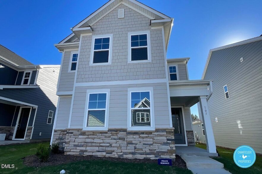 150 Corapeake Wy in Apex, NC - Foto de edificio