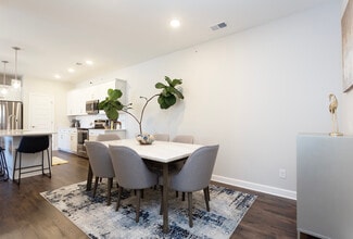 7501 Hwy 70 S in Nashville, TN - Building Photo - Building Photo