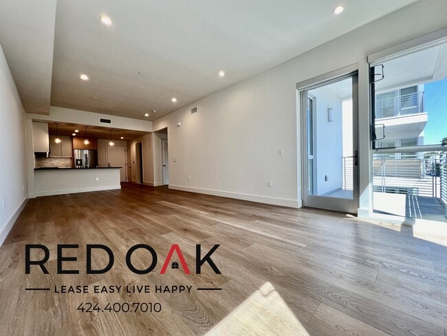 property at 1001 N Fairfax Ave