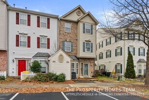 2012 Cramer Point Ct in Odenton, MD - Building Photo