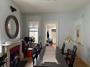 395 Crown St in New Haven, CT - Building Photo - Building Photo