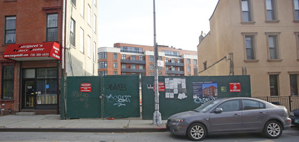 568 Graham Ave in Brooklyn, NY - Building Photo - Building Photo