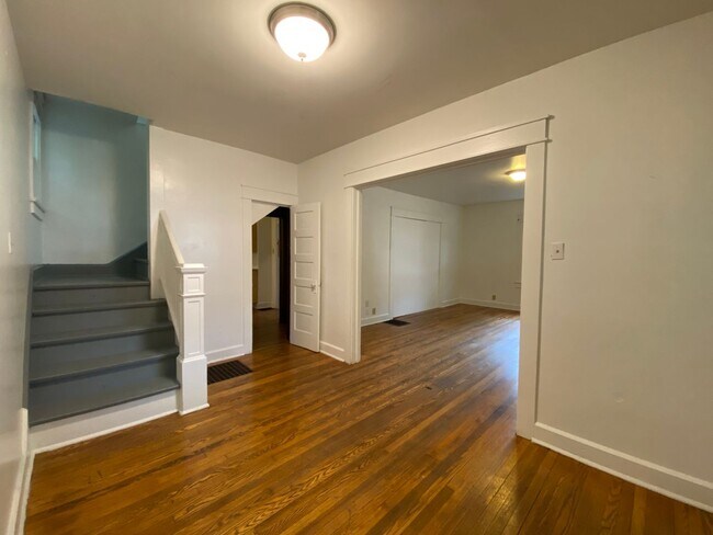 315 E University St in Bloomington, IN - Building Photo - Building Photo