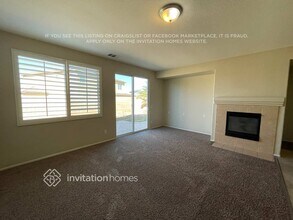 5815 W Ave J 12 in Lancaster, CA - Building Photo - Building Photo