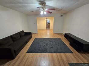 28 Idlewild Park Dr, Unit 2 in Cornwall On Hudson, NY - Building Photo - Building Photo