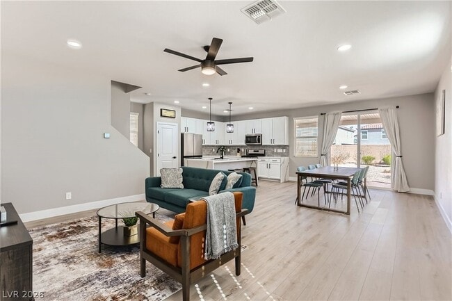 8440 Alder Sprout Ave in Las Vegas, NV - Building Photo - Building Photo