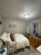 764 E 8th St, Unit 3 in Boston, MA - Foto de edificio - Building Photo