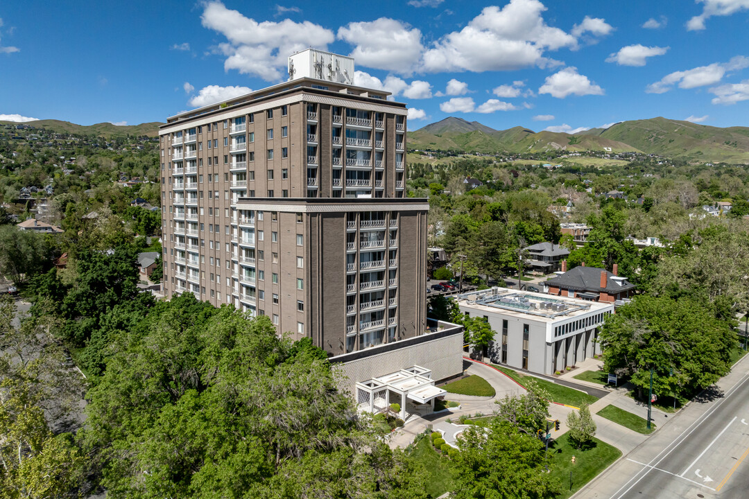 Bonneville Tower Condominiums in Salt Lake City, UT - Building Photo