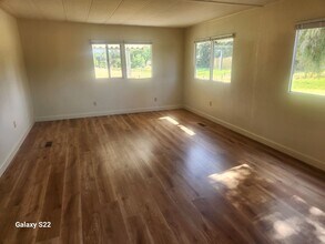 299 Palm Ave in Penngrove, CA - Building Photo - Building Photo