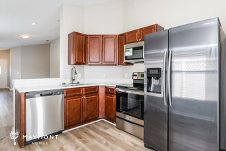 9724 Hollyhill Dr in Orlando, FL - Building Photo - Building Photo