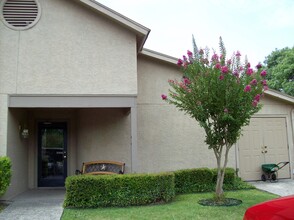 The Hills of Kerrville in Kerrville, TX - Foto de edificio - Building Photo