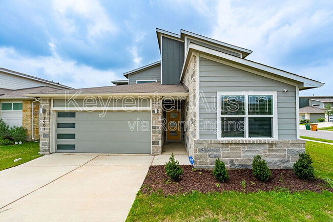 property at 2901 Louris Ln