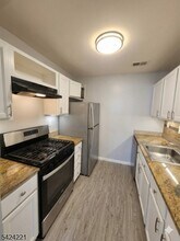 151 W Market St in Newark, NJ - Building Photo - Building Photo