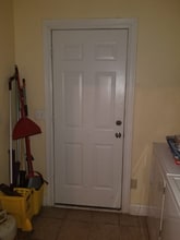 4 E Broad St in East Stroudsburg, PA - Foto de edificio - Building Photo