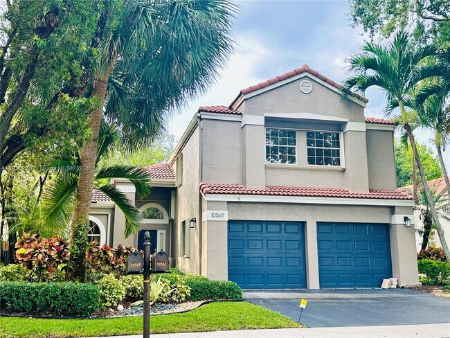 10561 NW 11th Ct in Plantation, FL - Building Photo - Building Photo