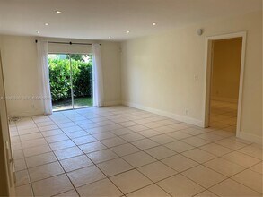 1200 Mariposa Ave in Coral Gables, FL - Building Photo - Building Photo