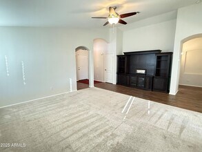 605 E Nancy Ave in San Tan Valley, AZ - Building Photo - Building Photo