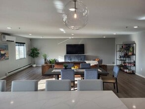 Bridgewater Estates in Alexandria, MN - Foto de edificio - Building Photo