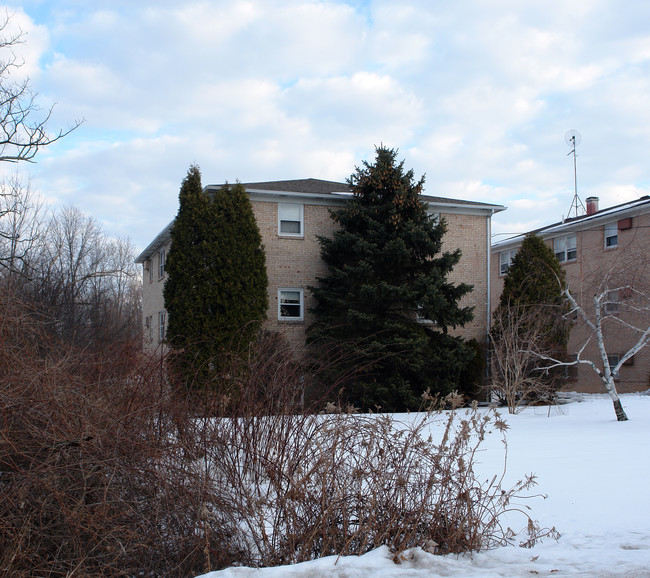 60 Washington Blvd in Youngstown, OH - Foto de edificio - Building Photo