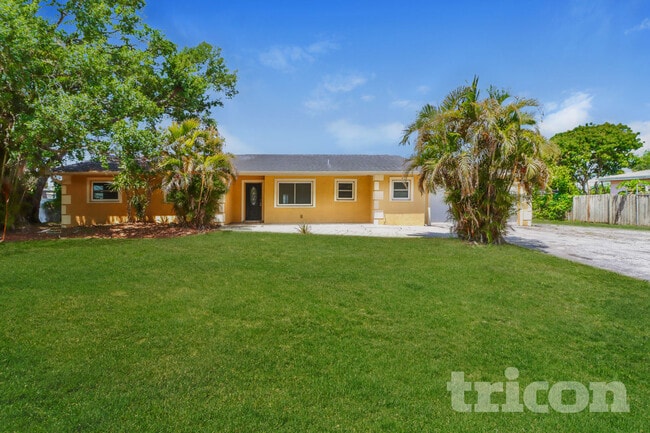 property at 268 Plumosa Dr