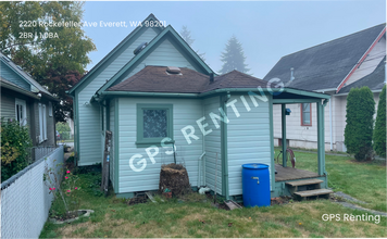 2220 Rockefeller Ave in Everett, WA - Building Photo - Building Photo