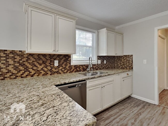10173 Commons Crossing in Jonesboro, GA - Building Photo - Building Photo