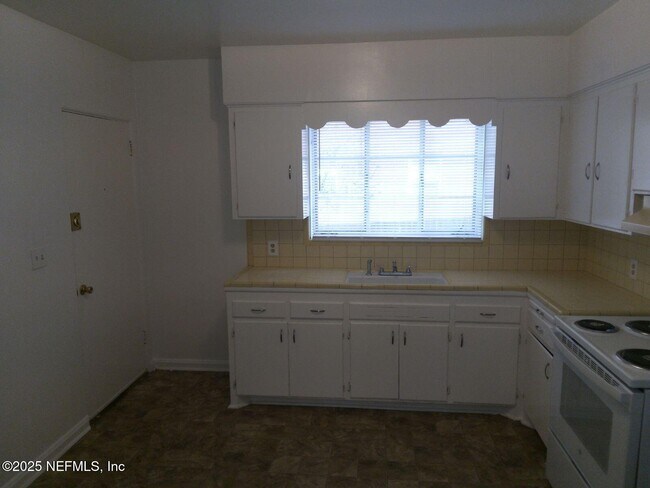 3161 Belden Cir in Jacksonville, FL - Building Photo - Building Photo