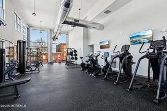 258 Morris Ave in Long Branch, NJ - Building Photo - Building Photo