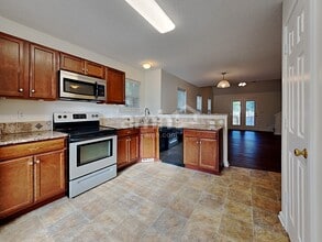 6 Saddlemount Ln in Simpsonville, SC - Building Photo - Building Photo
