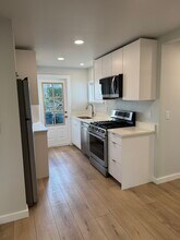 2914 Ellis St, Unit #102 in Bellingham, WA - Building Photo - Building Photo