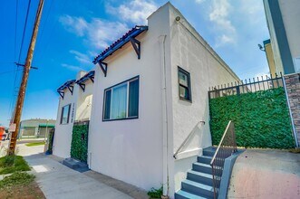 1208 Daisy Ave in Long Beach, CA - Building Photo - Building Photo