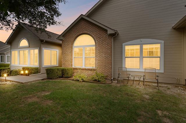 2601 Marsh Ln in Plano, TX - Building Photo - Building Photo
