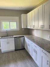 1683 Colonial Dr in Cleveland Heights, OH - Building Photo - Building Photo