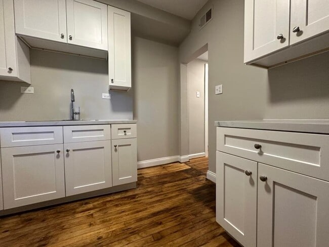 property at 6150 S Sacramento Ave