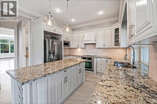 6431 Bassett Rd in Richmond, BC - Building Photo
