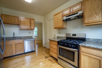 407 Roosevelt Ave in Syracuse, NY - Building Photo - Building Photo
