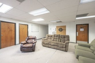 12715 W 3rd St in Odessa, TX - Foto de edificio - Building Photo