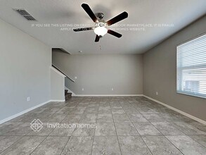 205 English Heritage Pl in Dover, FL - Foto de edificio - Building Photo