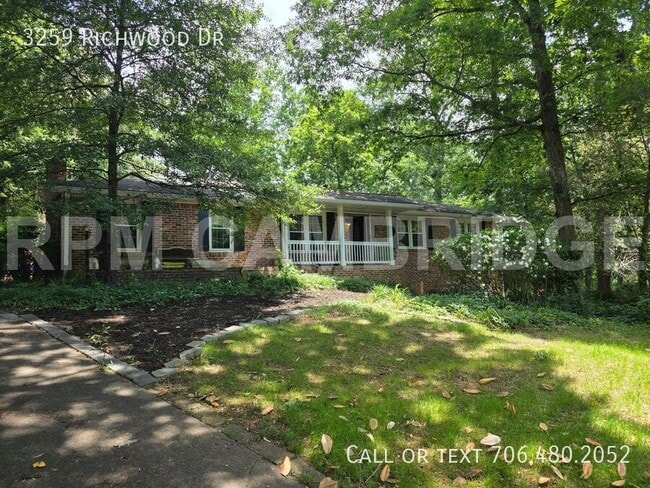 property at 3259 Richwood Dr NW