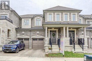25 Collier Crescent in Markham, ON - Building Photo
