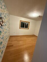 5654 Burger St in Dearborn Heights, MI - Building Photo - Building Photo