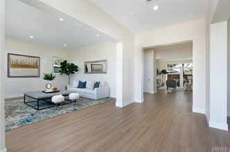 14142 Dall Ln in Tustin, CA - Building Photo - Building Photo