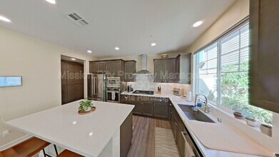 6620 Calle Koral in Goleta, CA - Building Photo - Building Photo