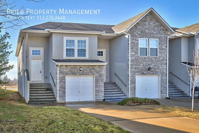 property at 807 S Woodson Ct