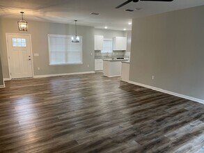 8049 Briarcreek Rd E in Tallahassee, FL - Building Photo - Building Photo