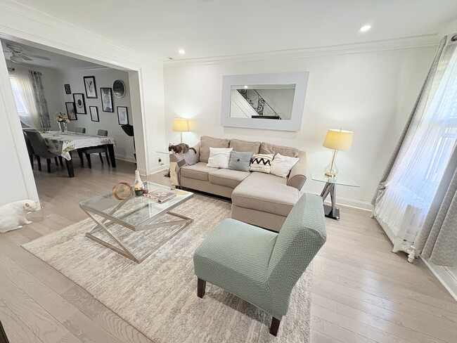 423 Naomi St in Philadelphia, PA - Building Photo - Building Photo